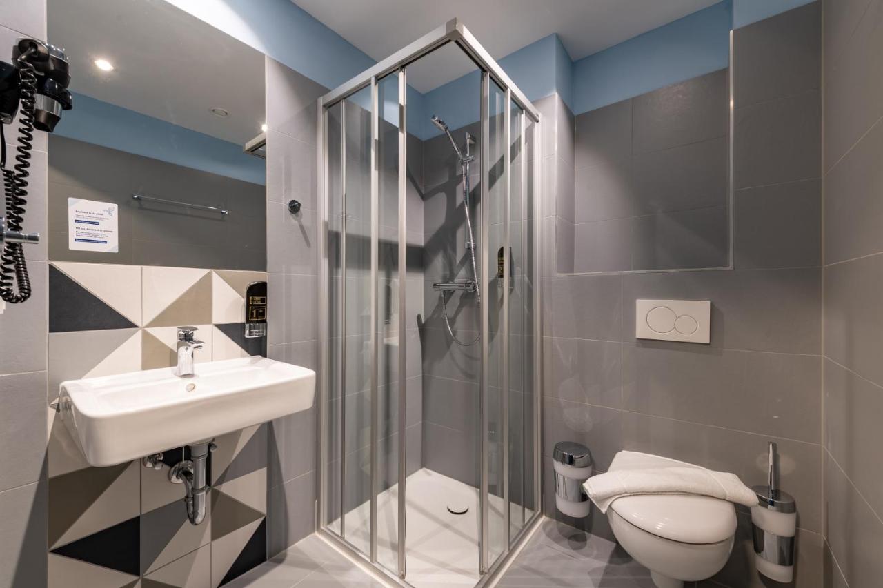 Meininger Hotel Innsbruck Zentrum Ngoại thất bức ảnh